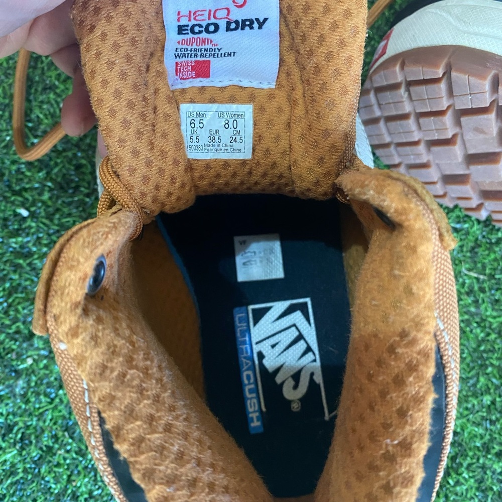 VANS Work Shoes - Picture 2 of 5